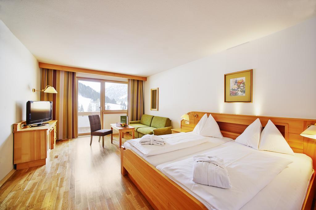 Hotel Nockresort Bad Kleinkirchheim Exterior photo